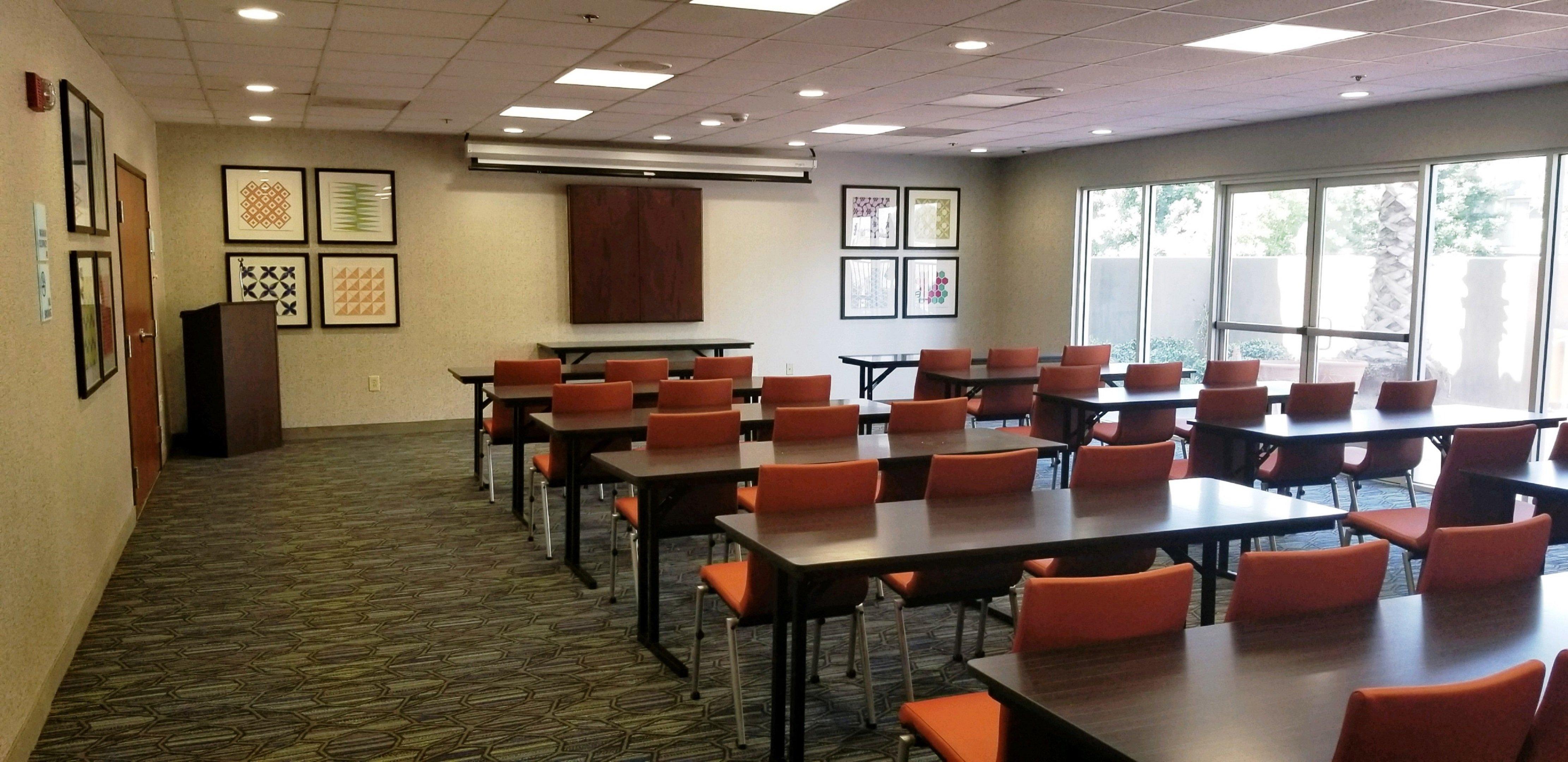 Holiday Inn Express Madera By Ihg Buitenkant foto