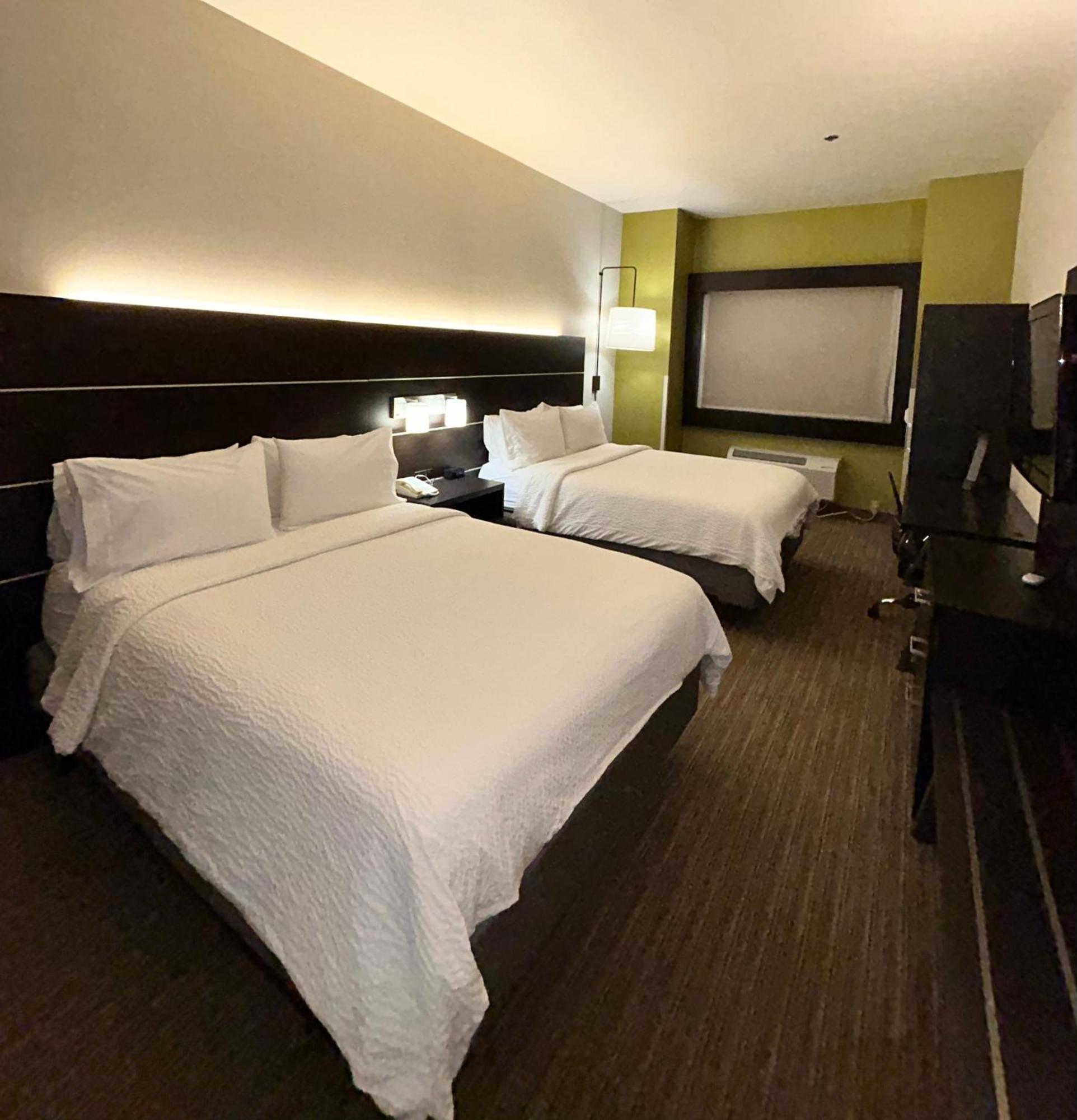 Holiday Inn Express Madera By Ihg Buitenkant foto