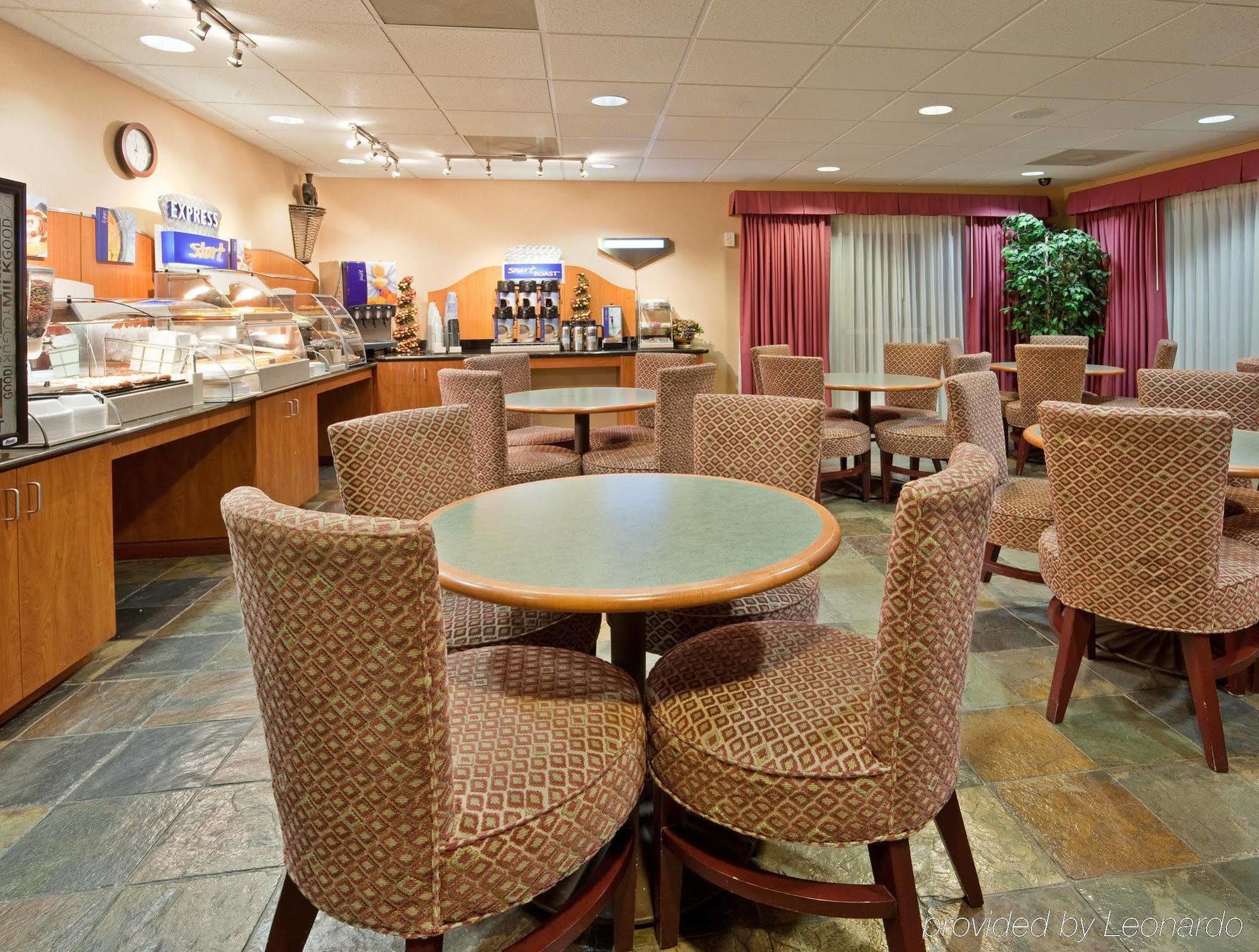 Holiday Inn Express Madera By Ihg Restaurant foto