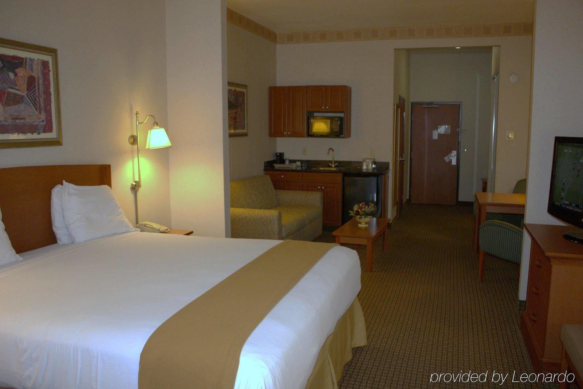 Holiday Inn Express Madera By Ihg Buitenkant foto